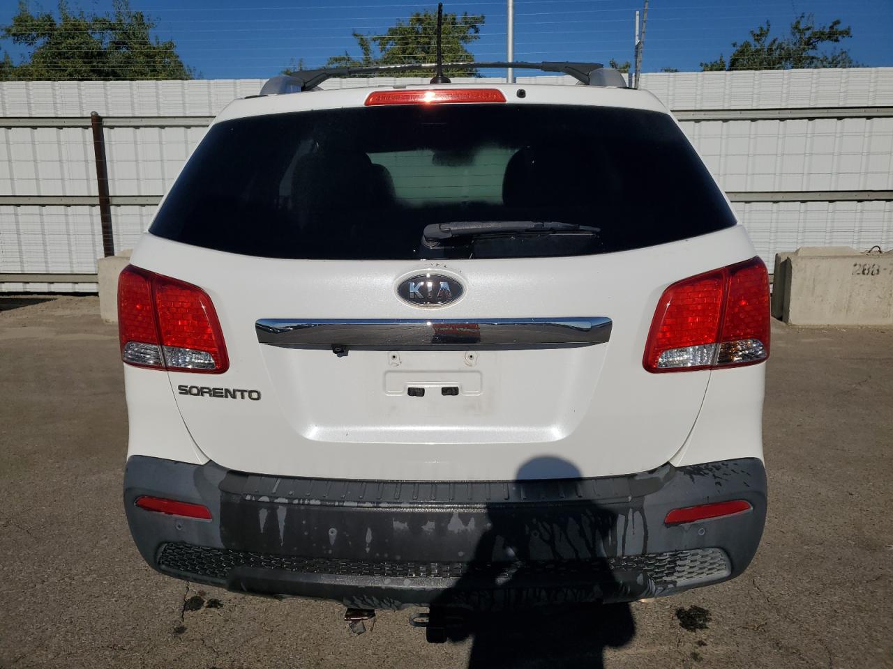 2013 Kia Sorento Lx VIN: 5XYKT4A6XDG335860 Lot: 68372104