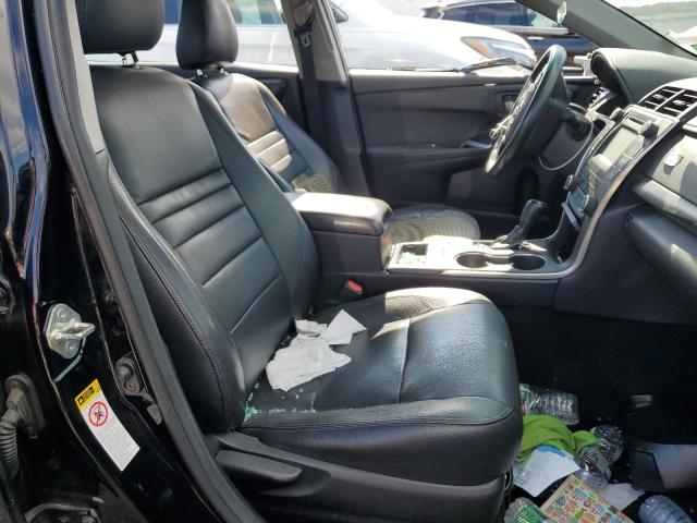 Sedans TOYOTA CAMRY 2016 Czarny
