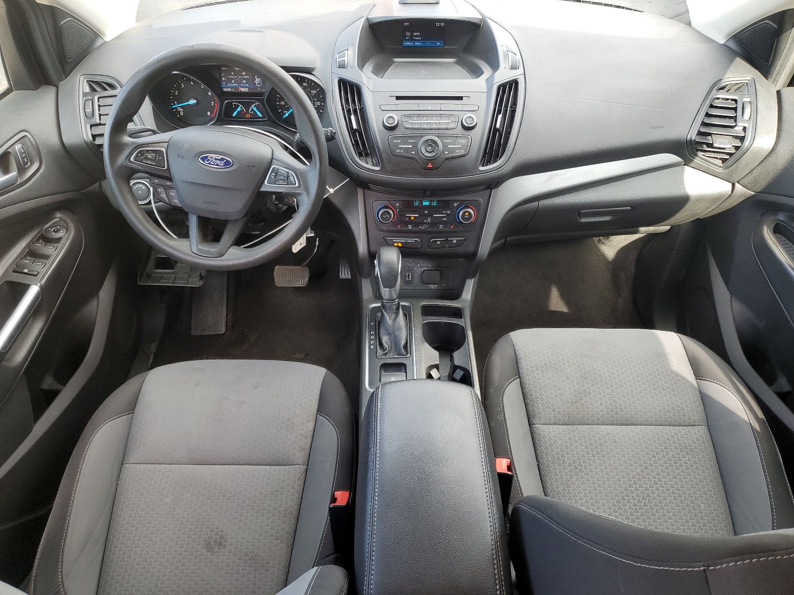 1FMCU0GD7JUA97987 2018 Ford Escape Se