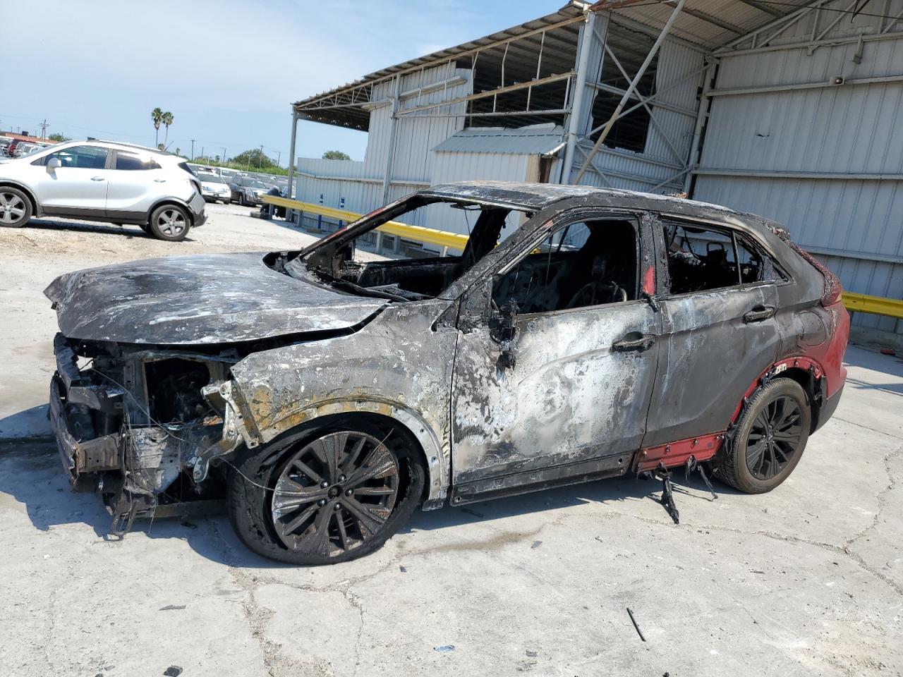 2022 Mitsubishi Eclipse Cross Le for Sale in Corpus Christi, TX - Burn