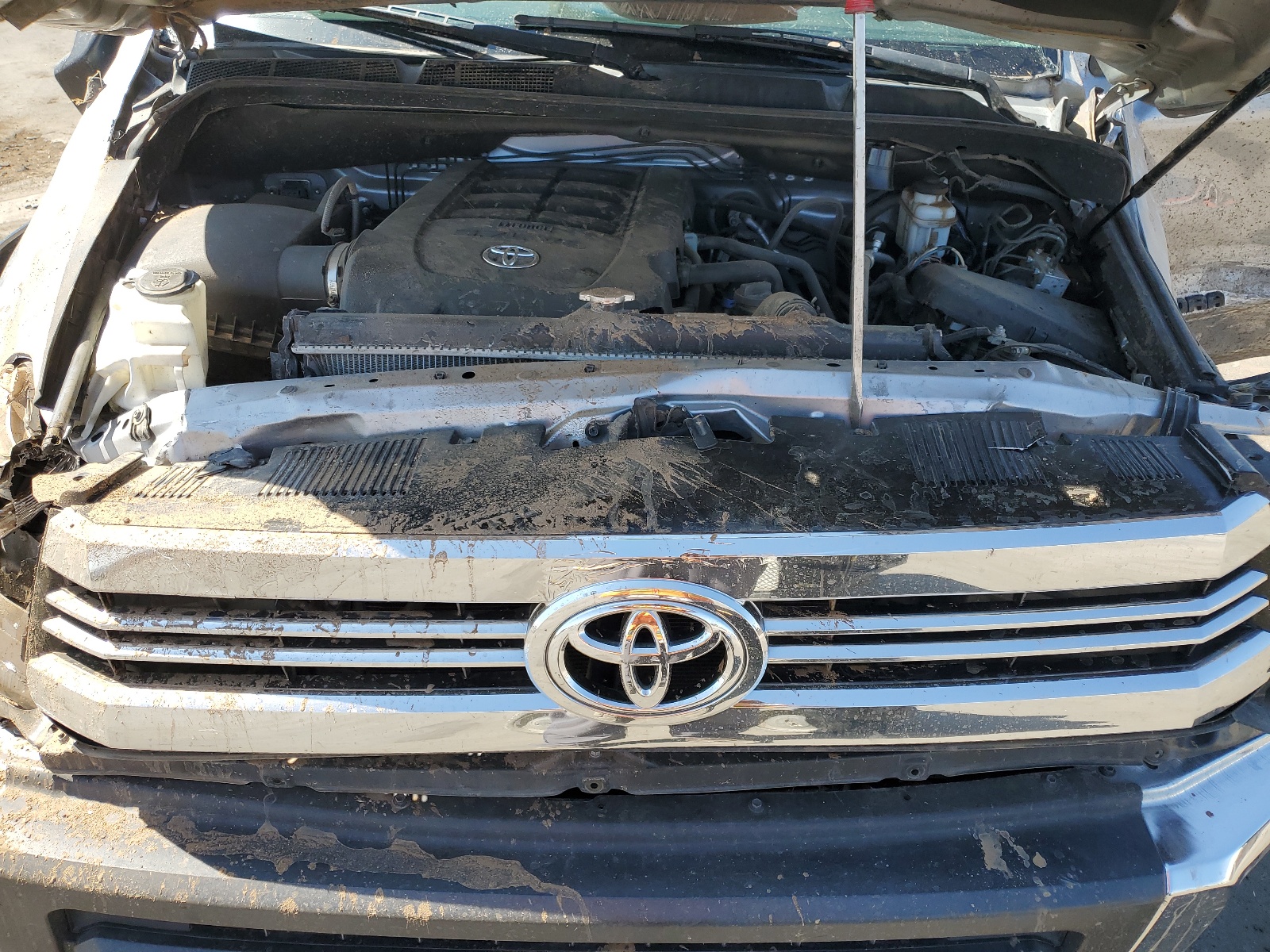 5TFUY5F11HX658257 2017 Toyota Tundra Double Cab Sr