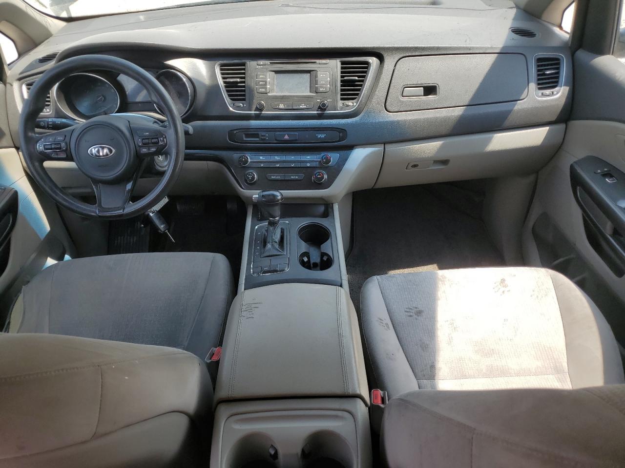 KNDMB5C11H6232127 2017 Kia Sedona Lx