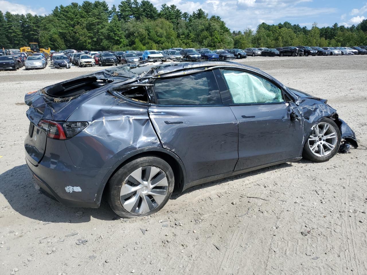 5YJYGDEE6MF153113 Tesla Model Y  3