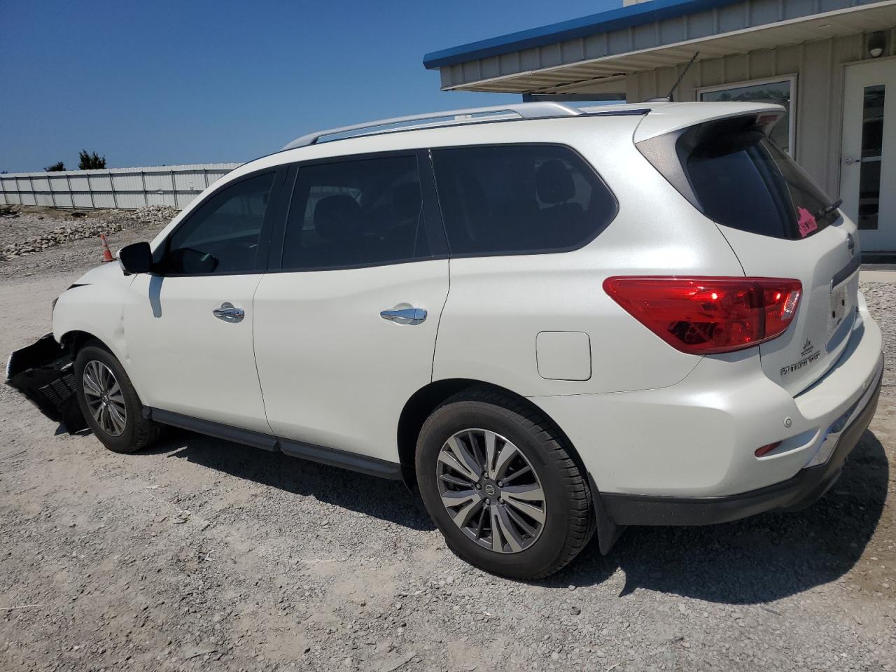 2017 Nissan Pathfinder S VIN: 5N1DR2MM5HC633616 Lot: 68700534