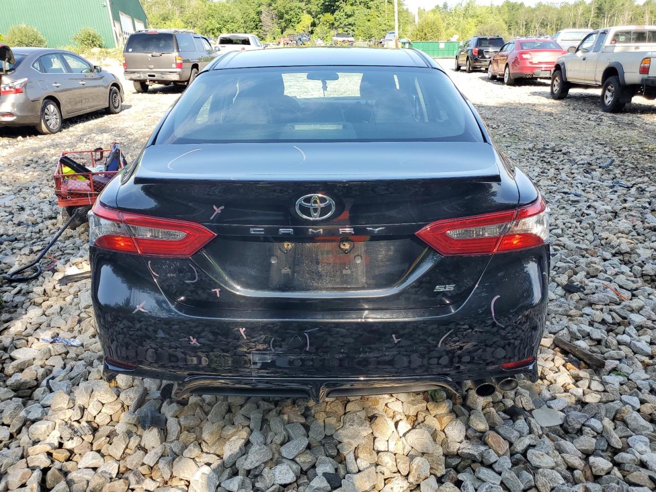 2018 Toyota Camry L VIN: 4T1B11HK4JU131293 Lot: 65129524