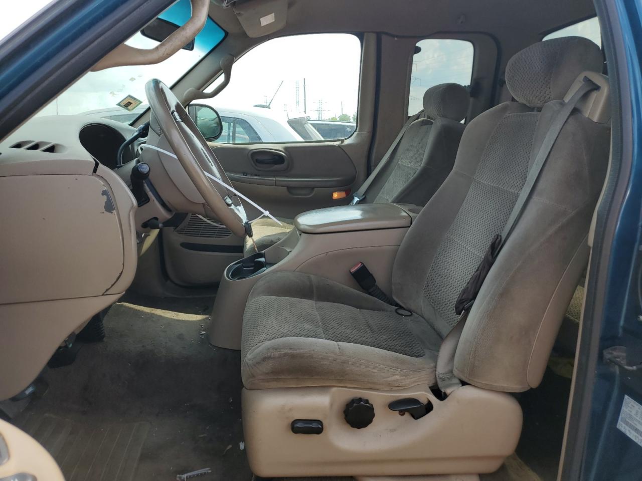 2001 Ford F150 VIN: 2FTRX18L01CA33632 Lot: 65671194