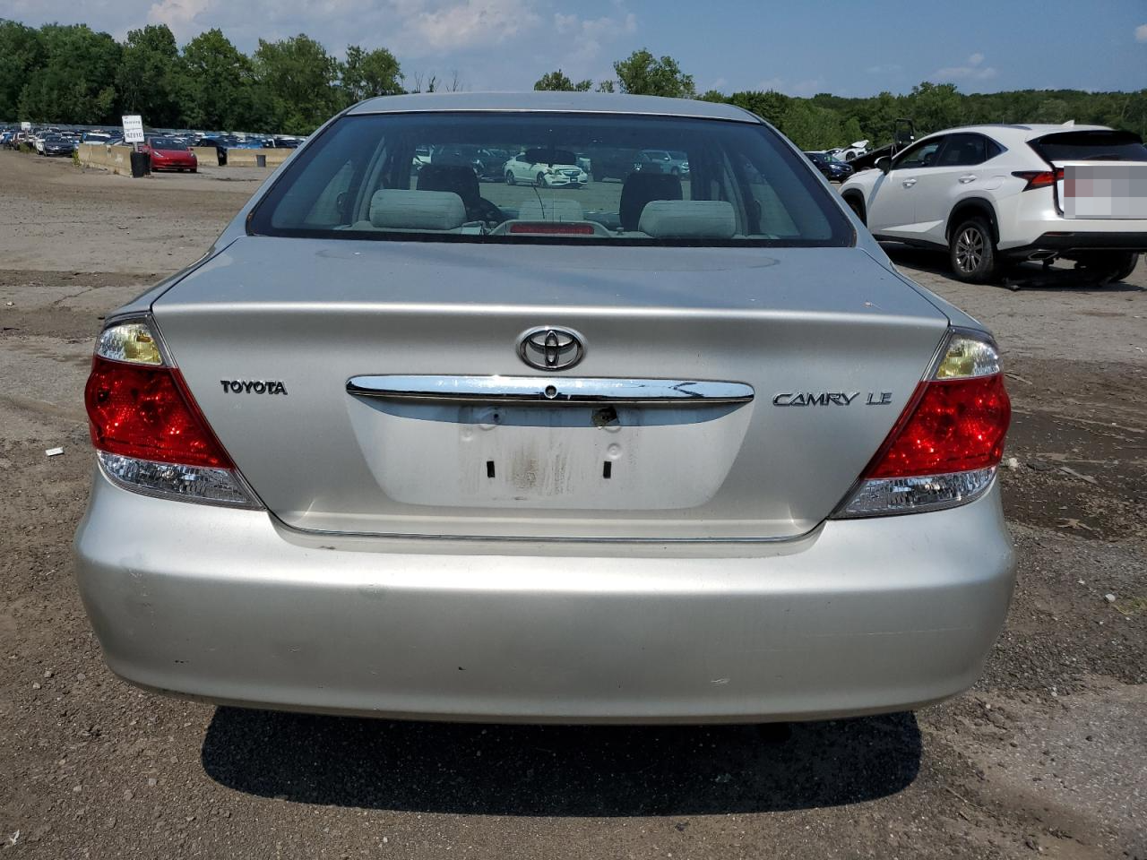 4T1BE32KX5U046523 2005 Toyota Camry Le