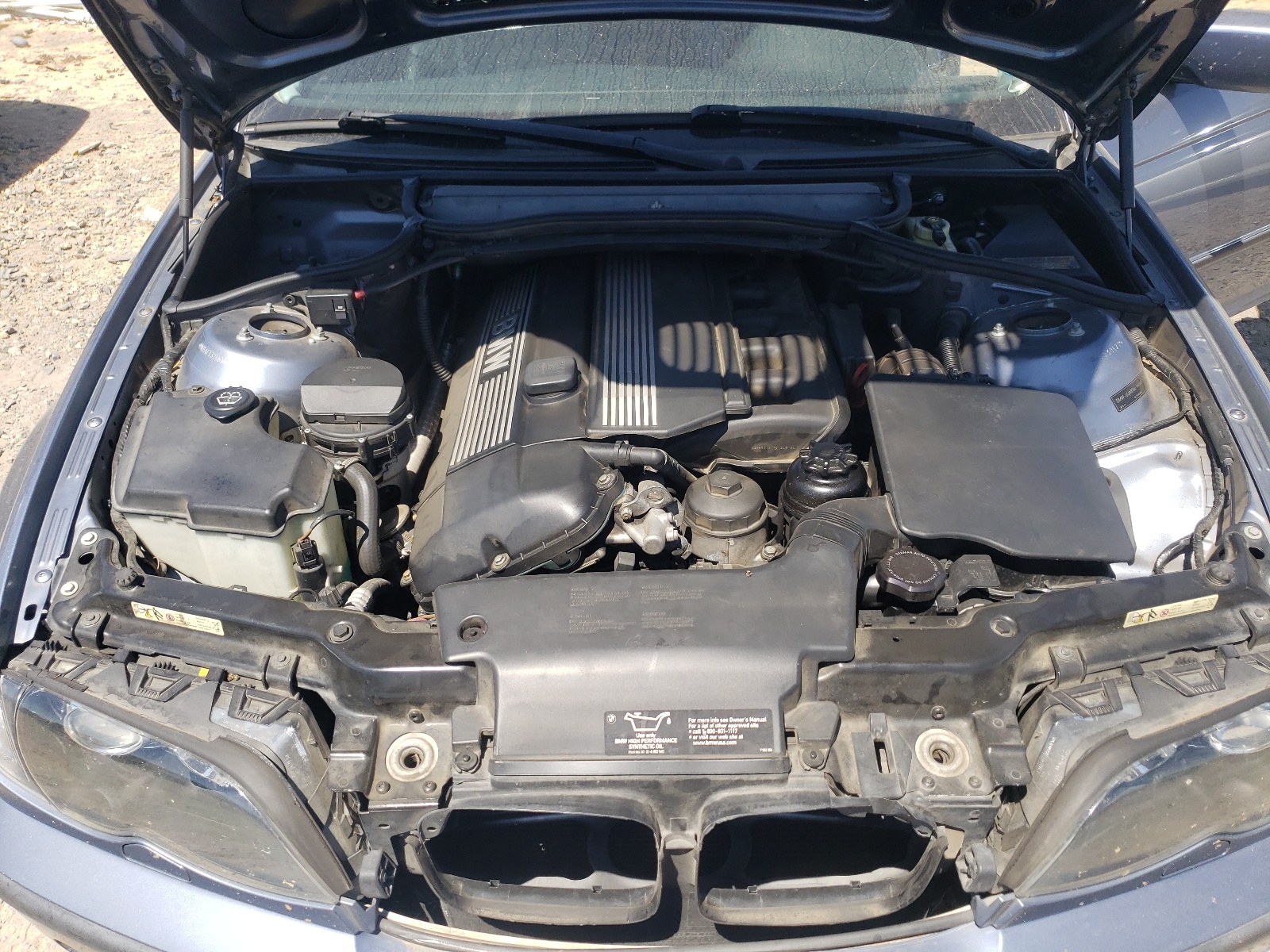 WBAET37463NH02676 2003 BMW 325 I