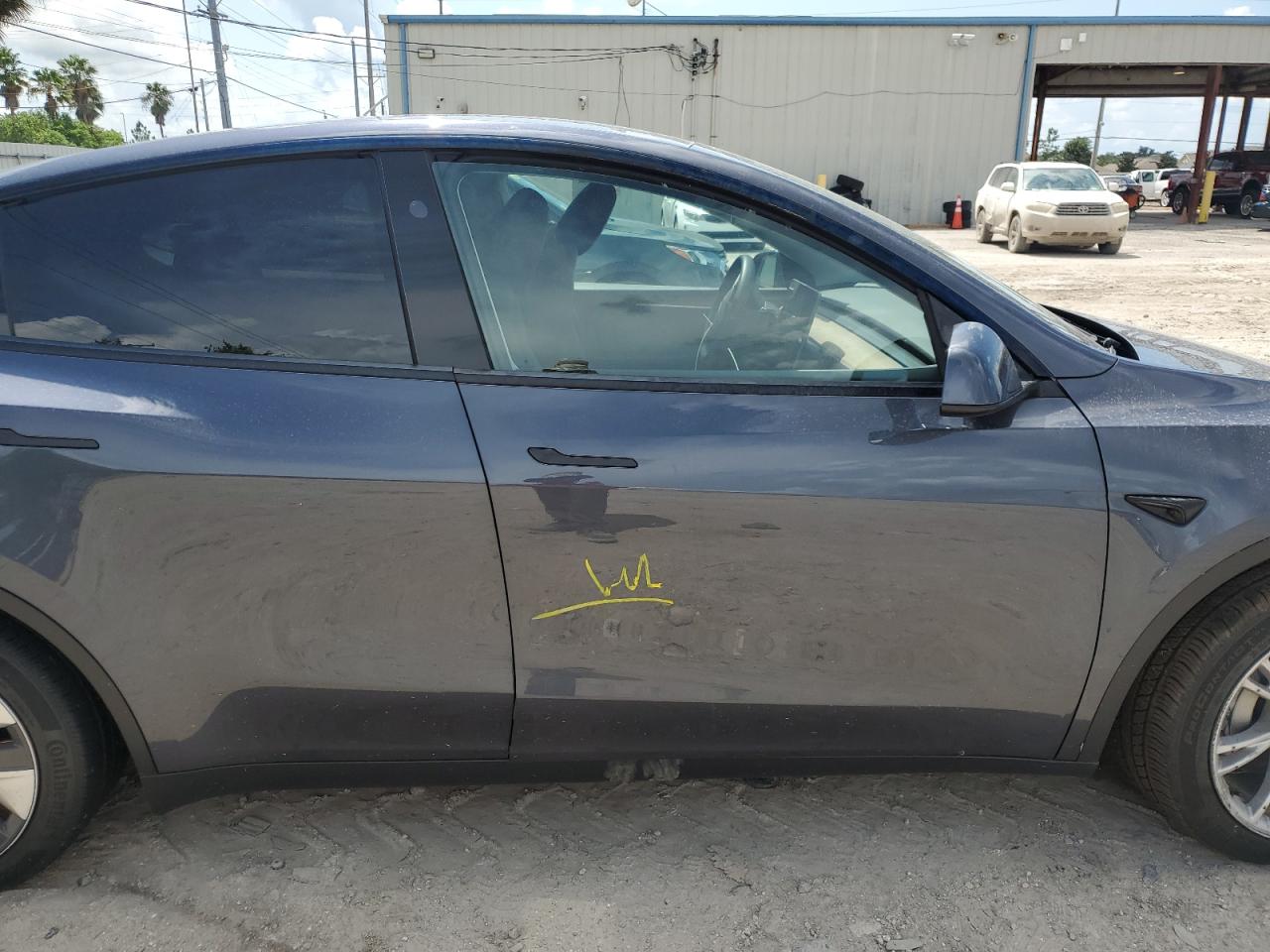 7SAYGDED6PF965218 2023 Tesla Model Y