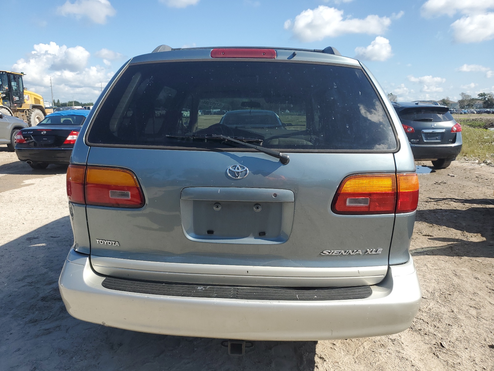 4T3ZF13C6YU294691 2000 Toyota Sienna Le