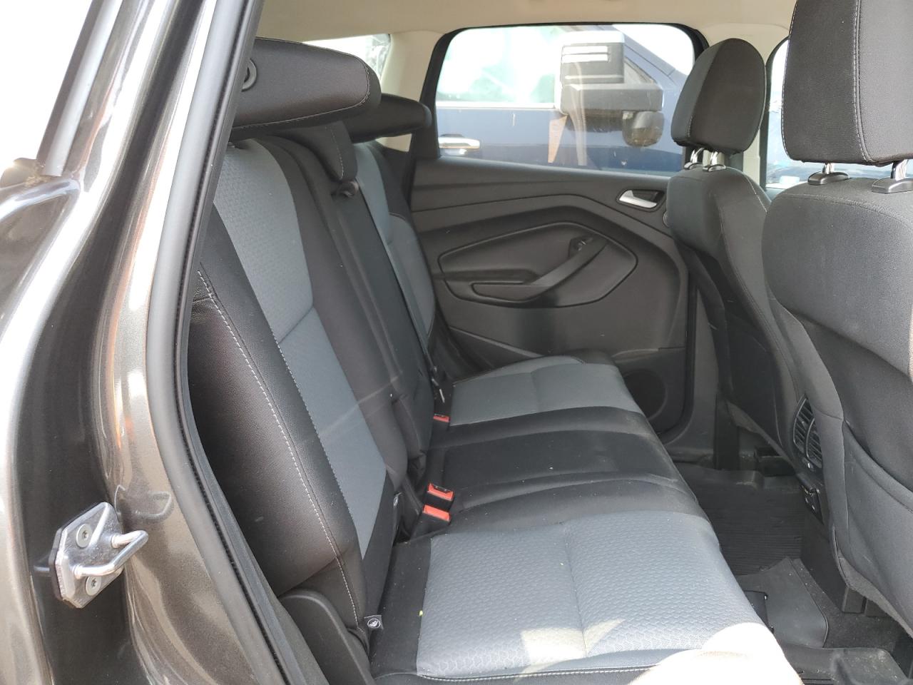 1FMCU0GD6HUD23897 2017 Ford Escape Se