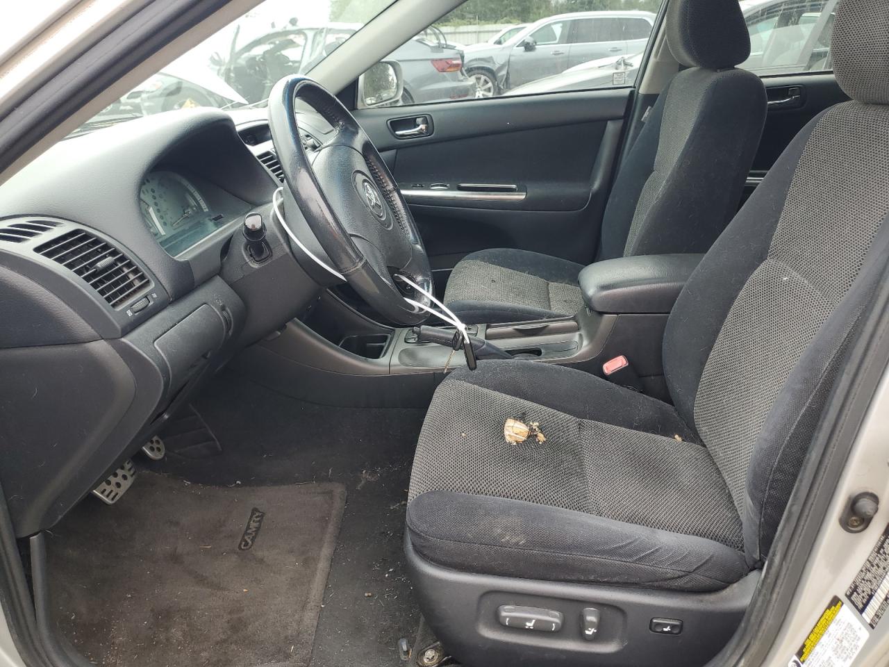 2004 Toyota Camry Le VIN: 4T1BE30K64U878667 Lot: 67323924