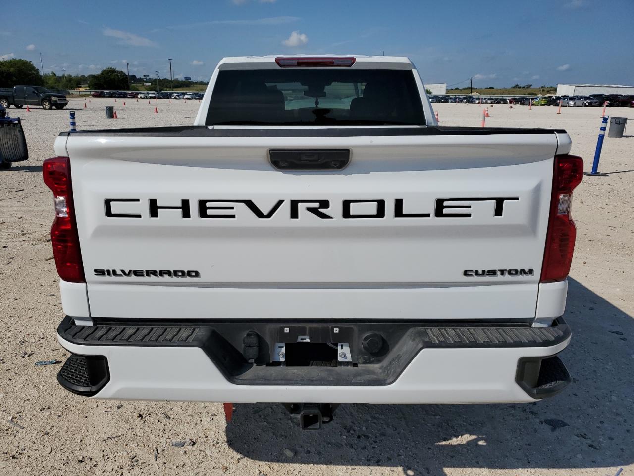 2024 Chevrolet Silverado C1500 Custom VIN: 1GCRABEK2RZ179743 Lot: 74943284