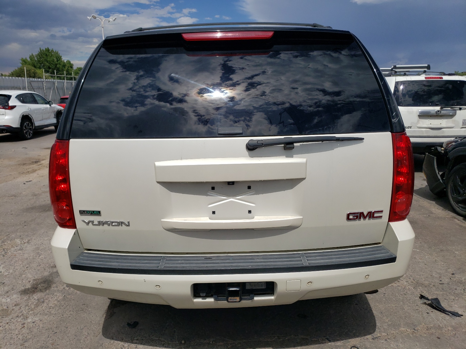 1GKS2CE03CR127665 2012 GMC Yukon Slt