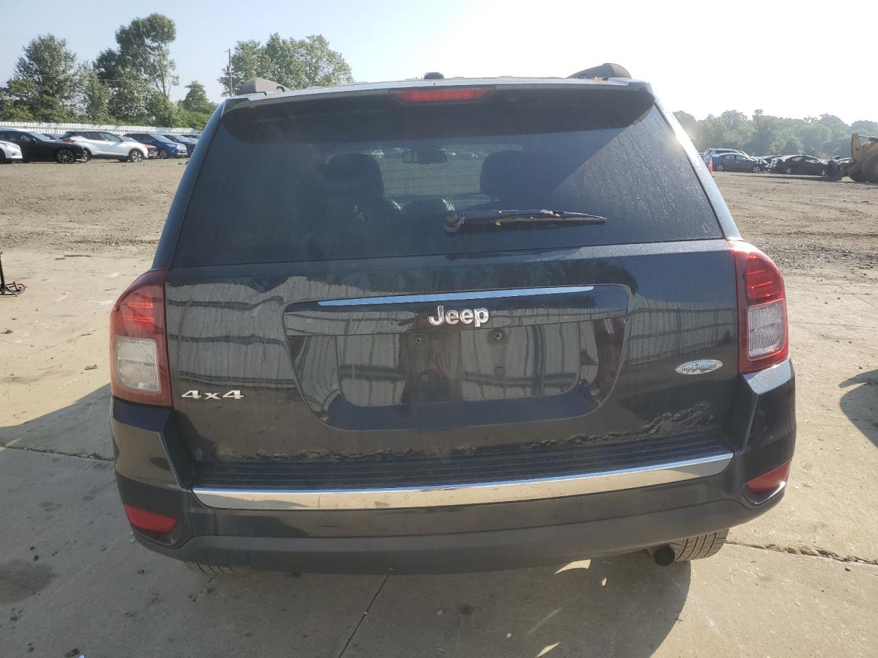 1C4NJDEB9FD207606 2015 Jeep Compass Latitude