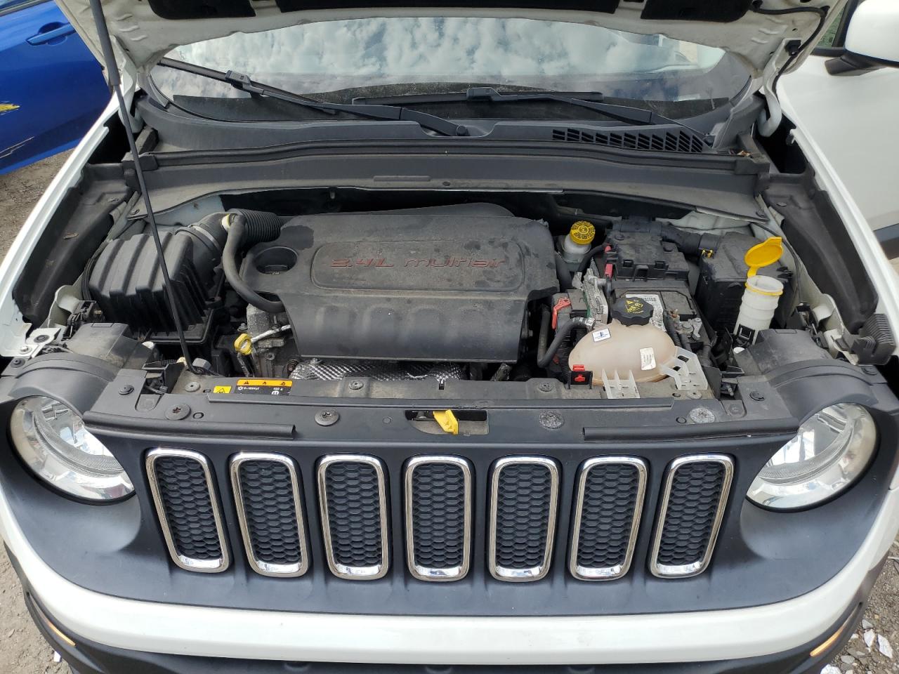 ZACCJBBT9FPC35948 2015 Jeep Renegade Latitude