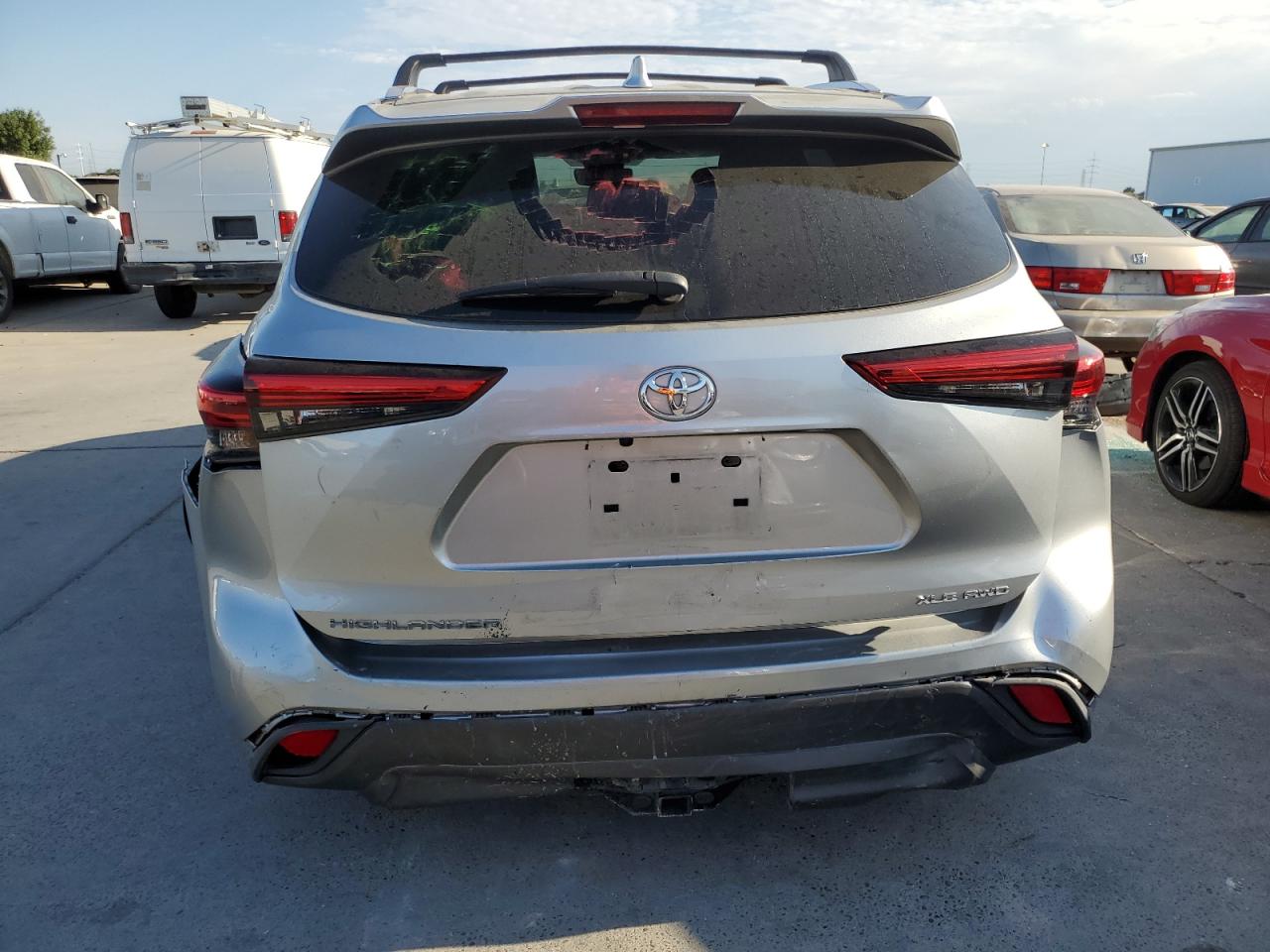 2021 Toyota Highlander Xle VIN: 5TDHZRBH6MS523655 Lot: 65860504