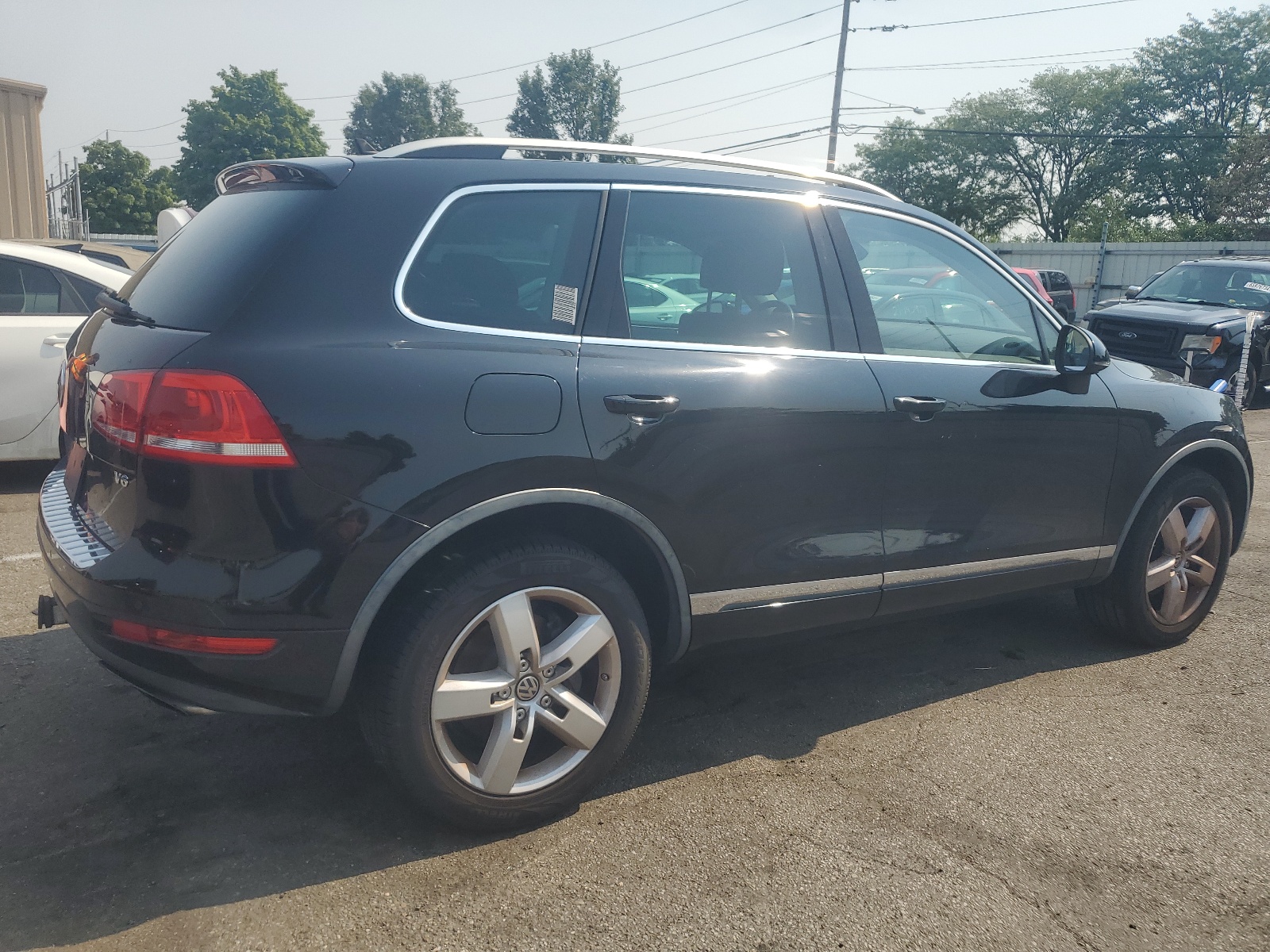 2012 Volkswagen Touareg V6 vin: WVGFF9BP3CD004141