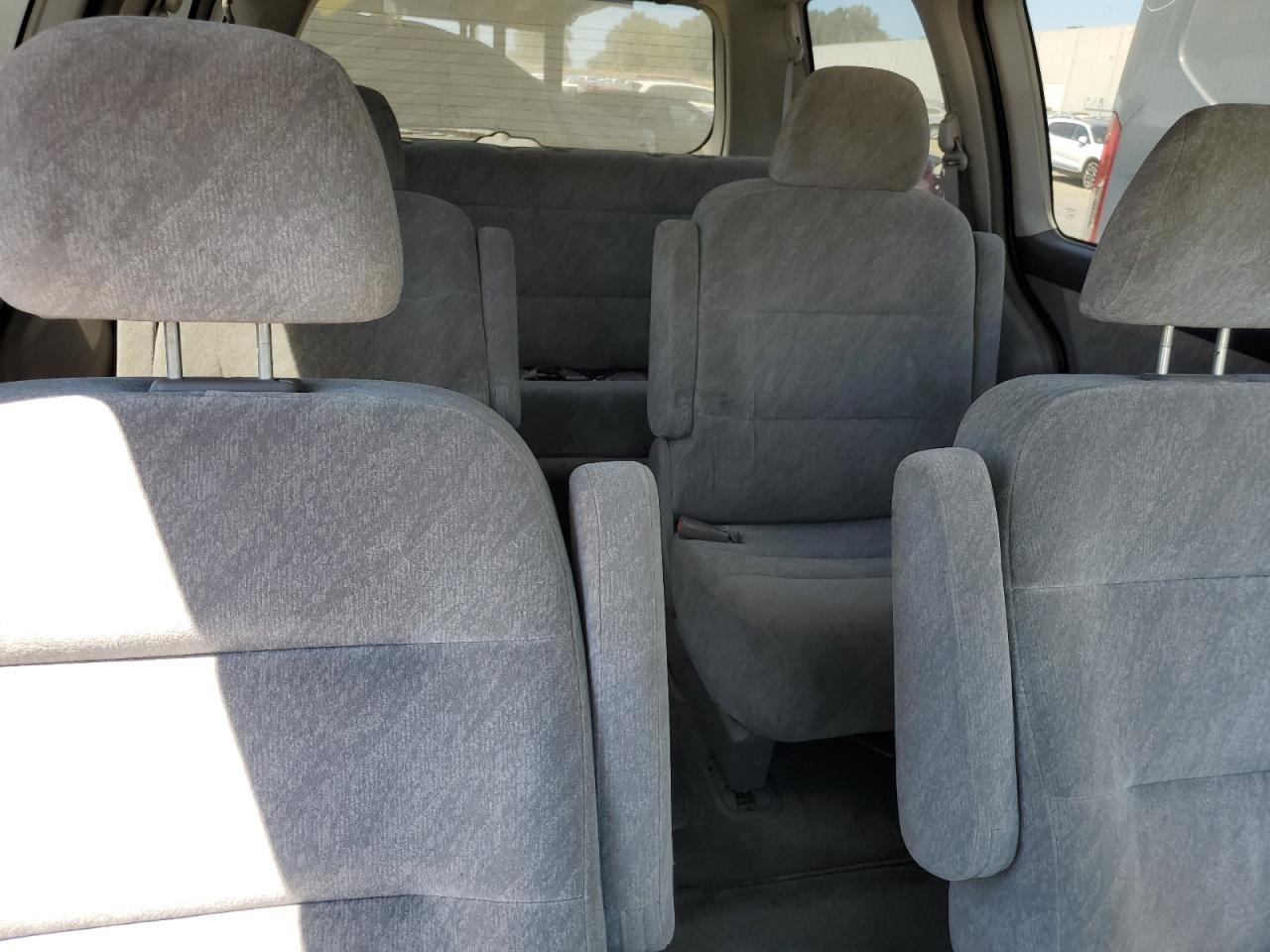 2000 Honda Odyssey Ex VIN: 2HKRL1867YH584425 Lot: 65487394