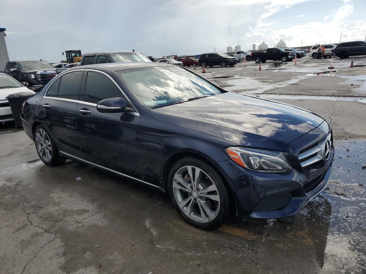 VIN 55SWF4KB0FU063588 2015 MERCEDES-BENZ C-CLASS no.4