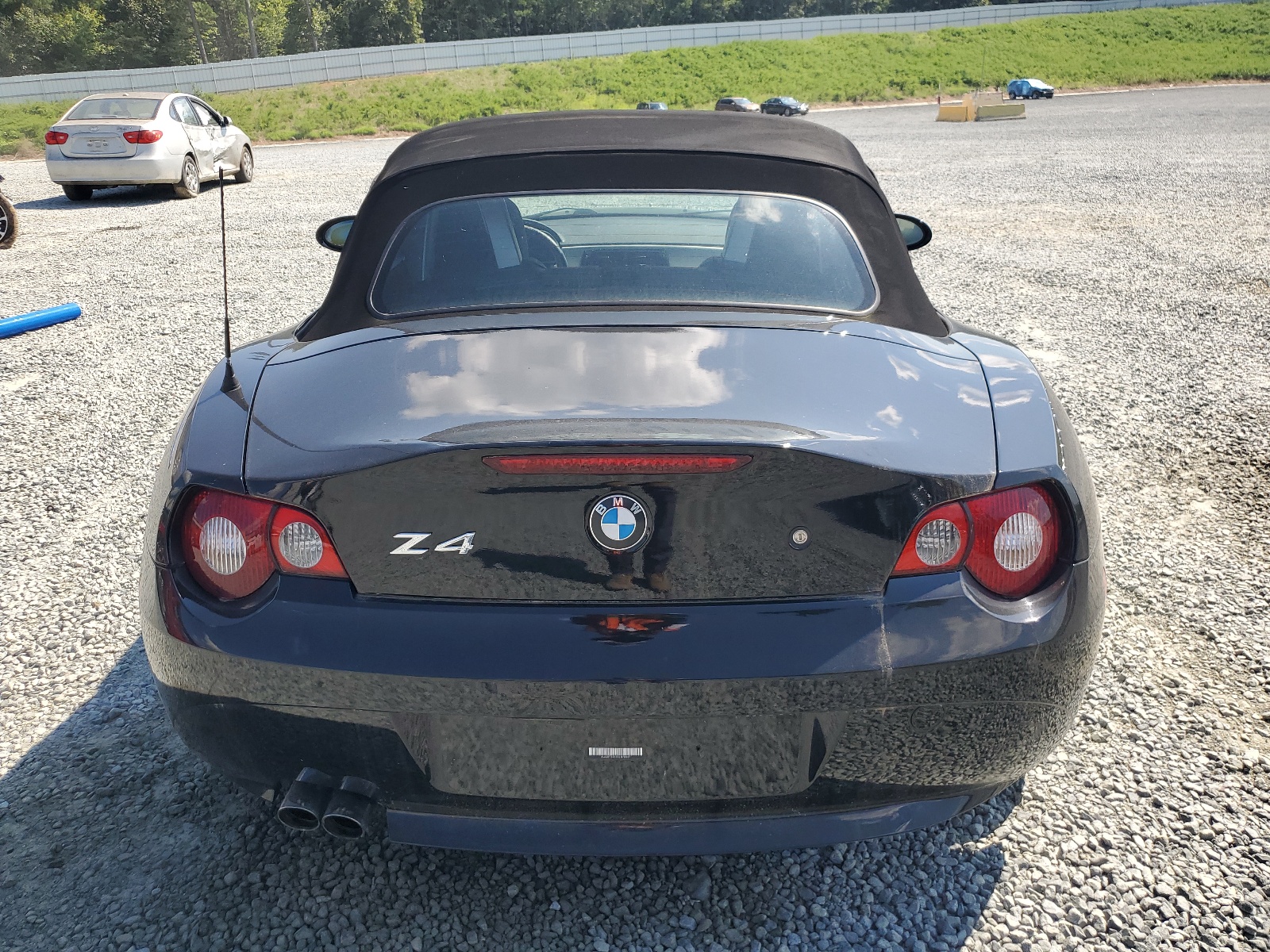 4USBT33555LR70547 2005 BMW Z4 2.5