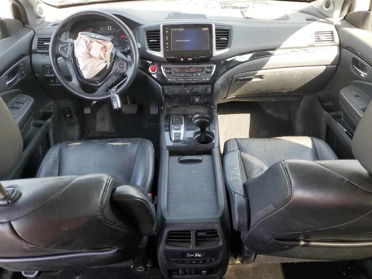 2017 Honda Pilot Touring VIN: 5FNYF6H91HB034159 Lot: 66537684