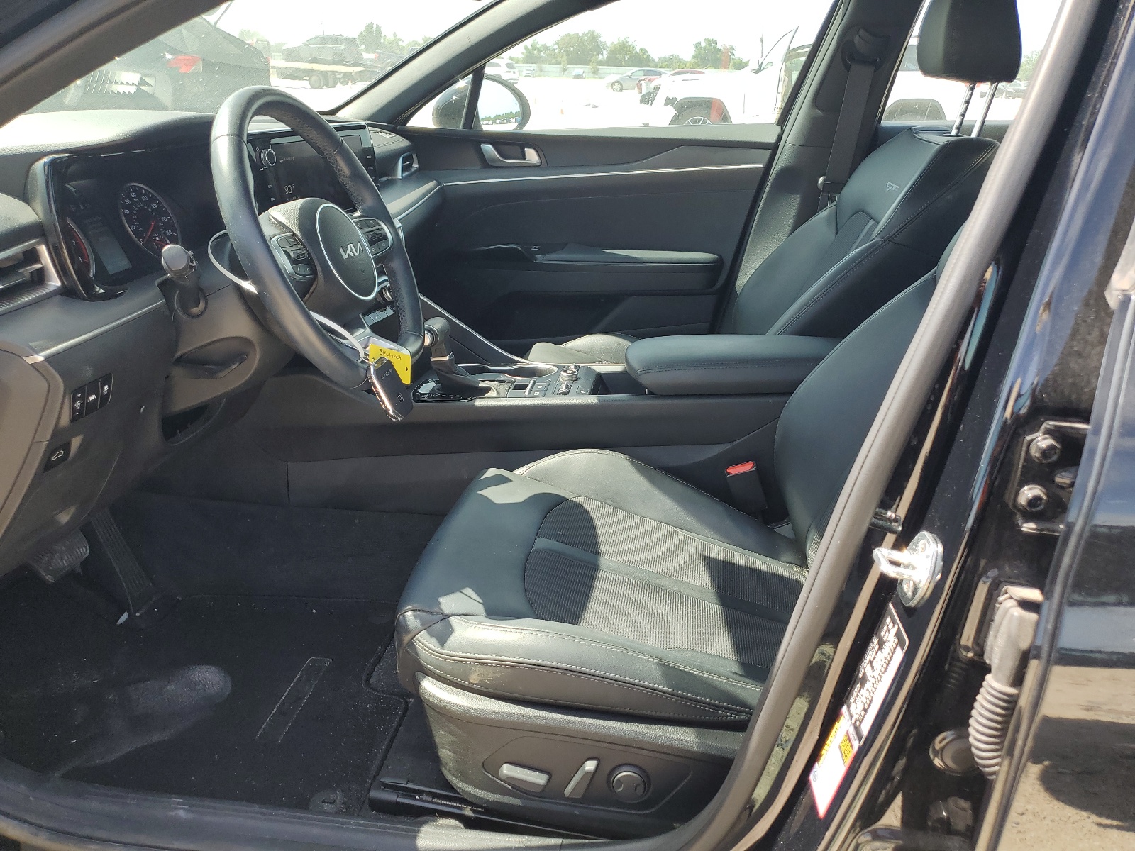 5XXG64J21NG102725 2022 Kia K5 Gt Line