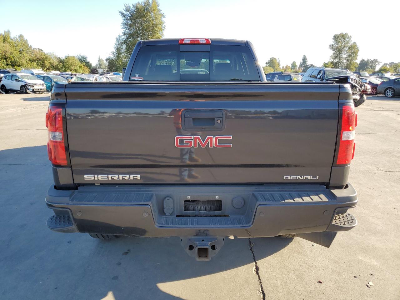 1GT12UE83GF135386 2016 GMC Sierra K2500 Denali