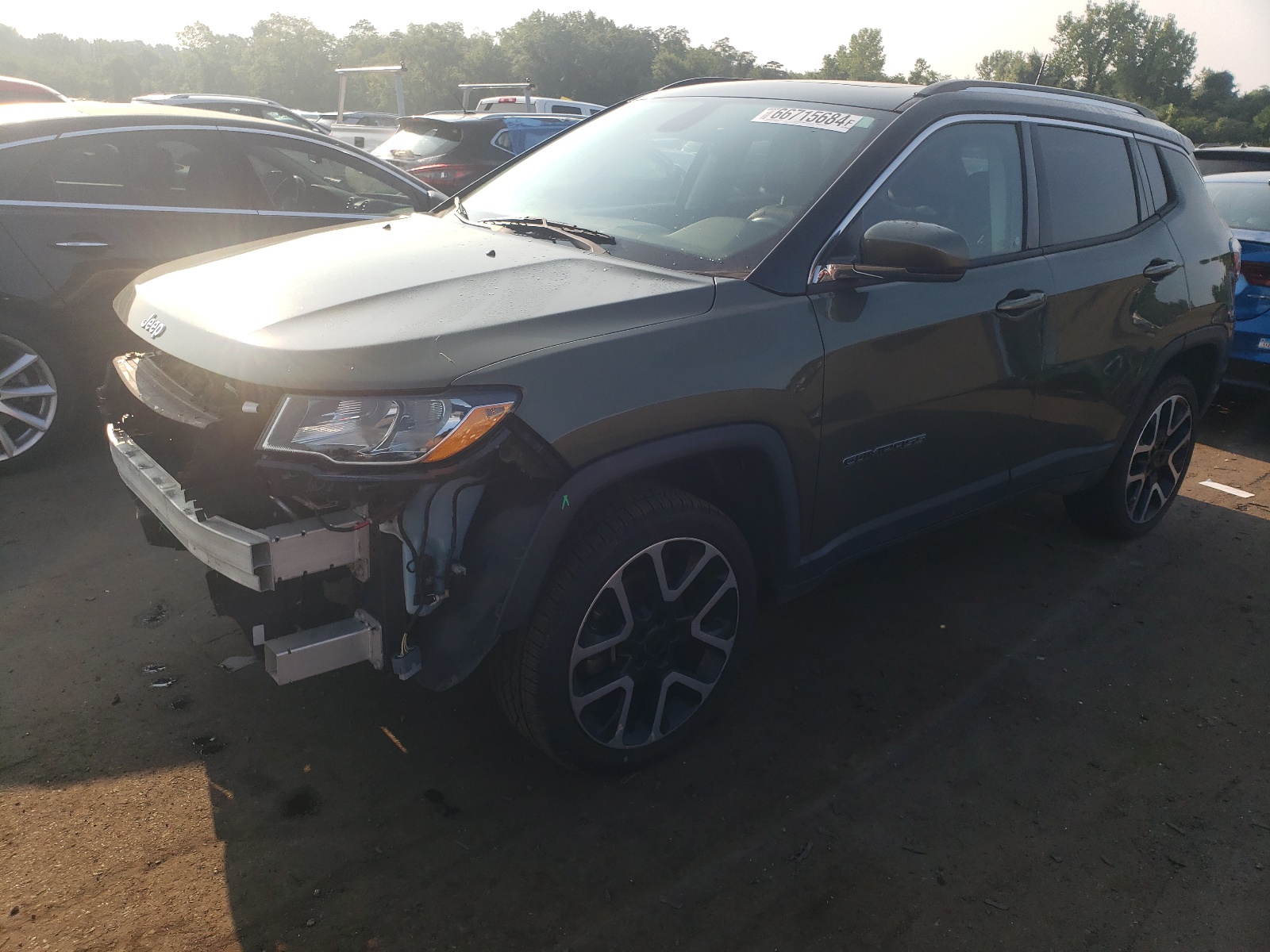3C4NJDCB3JT114411 2018 Jeep Compass Limited 3C4NJDCB3JT114411 2018 Jeep Compass Limited
