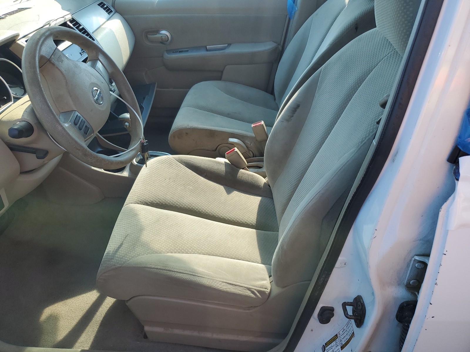 3N1BC1AP3AL399964 2010 Nissan Versa S