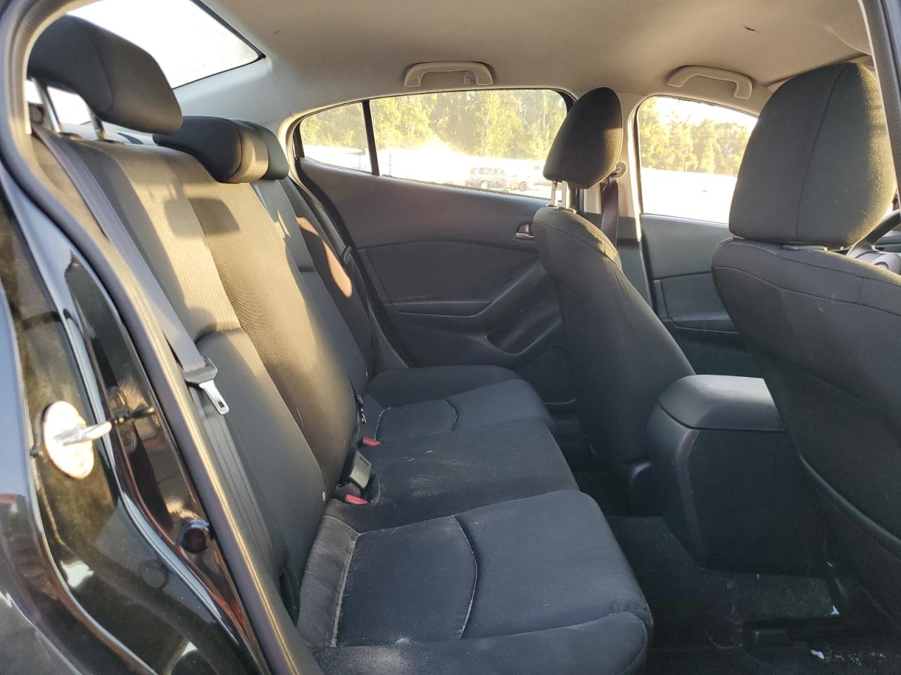 2015 Mazda 3 Sv VIN: JM1BM1T70F1246495 Lot: 67958954