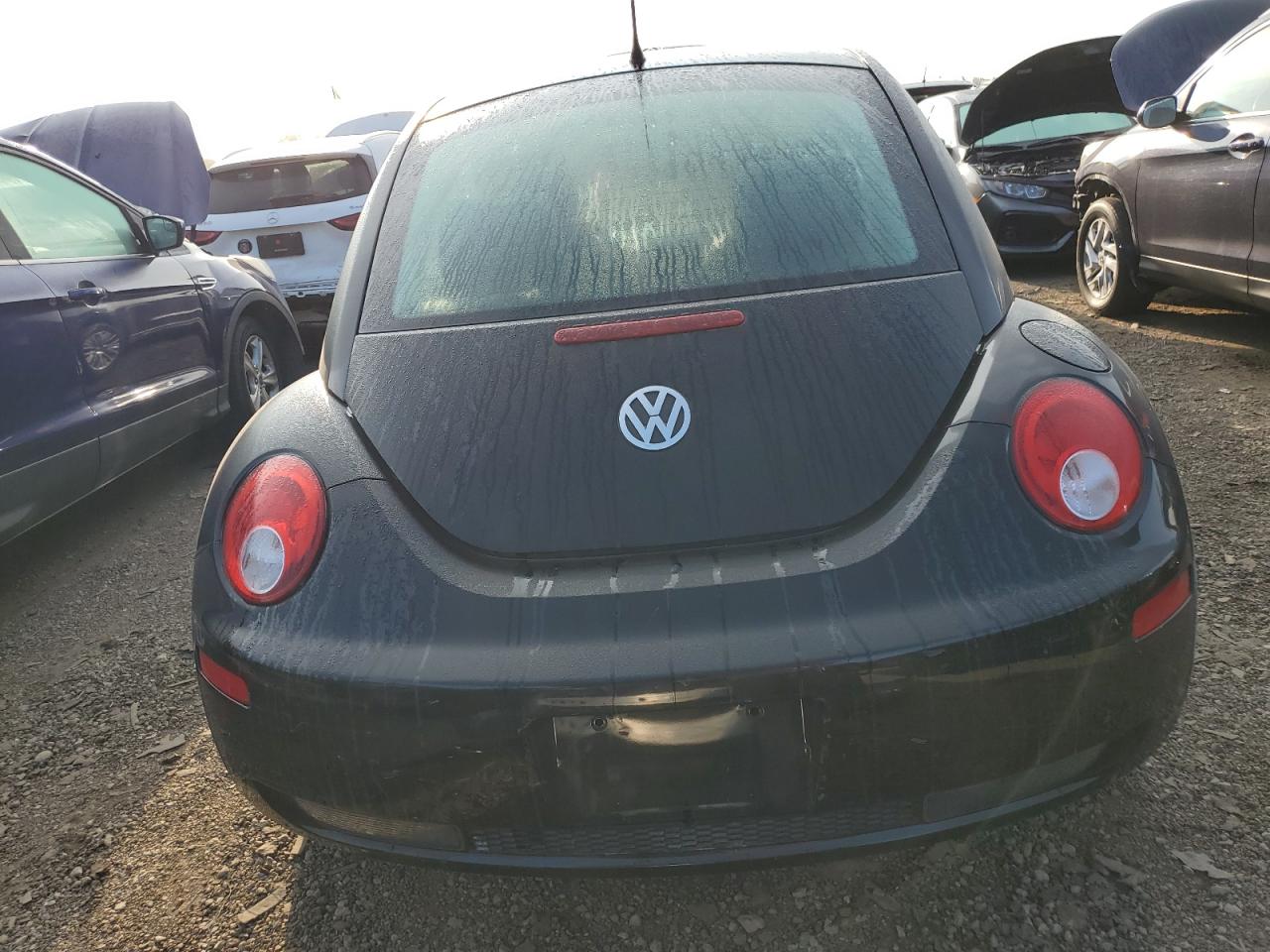 3VWPW31C38M503096 2008 Volkswagen New Beetle S