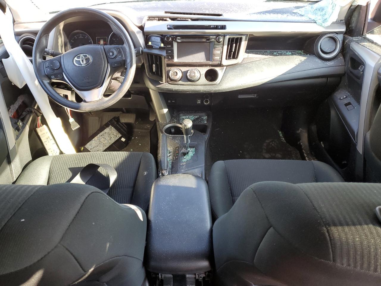 2T3ZFREV4JW419853 2018 Toyota Rav4 Le