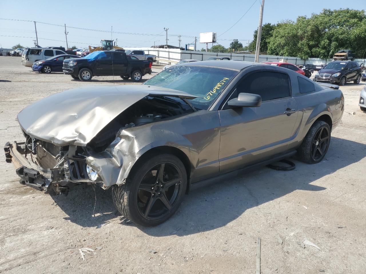 2005 Ford Mustang VIN: 1ZVFT80N855172778 Lot: 67694574