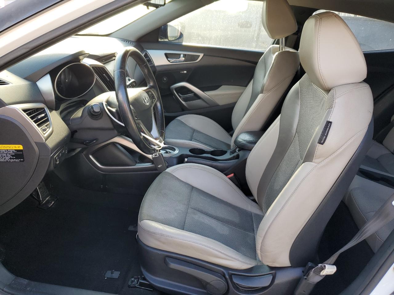 2014 Hyundai Veloster VIN: KMHTC6AD2EU200656 Lot: 67193654