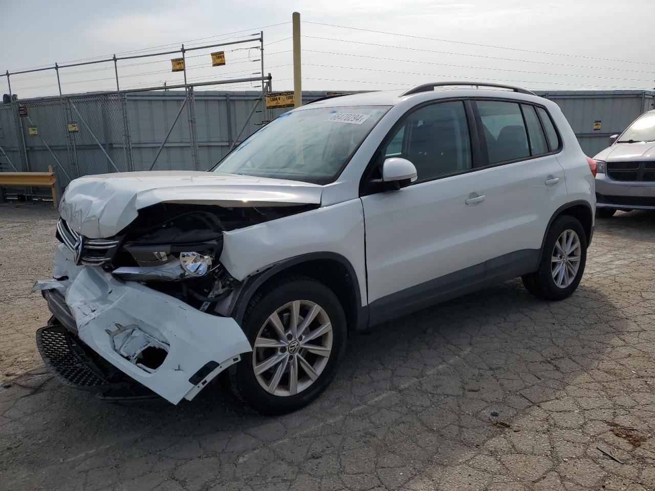 WVGBV7AX4JK005170 2018 VOLKSWAGEN TIGUAN - Image 1