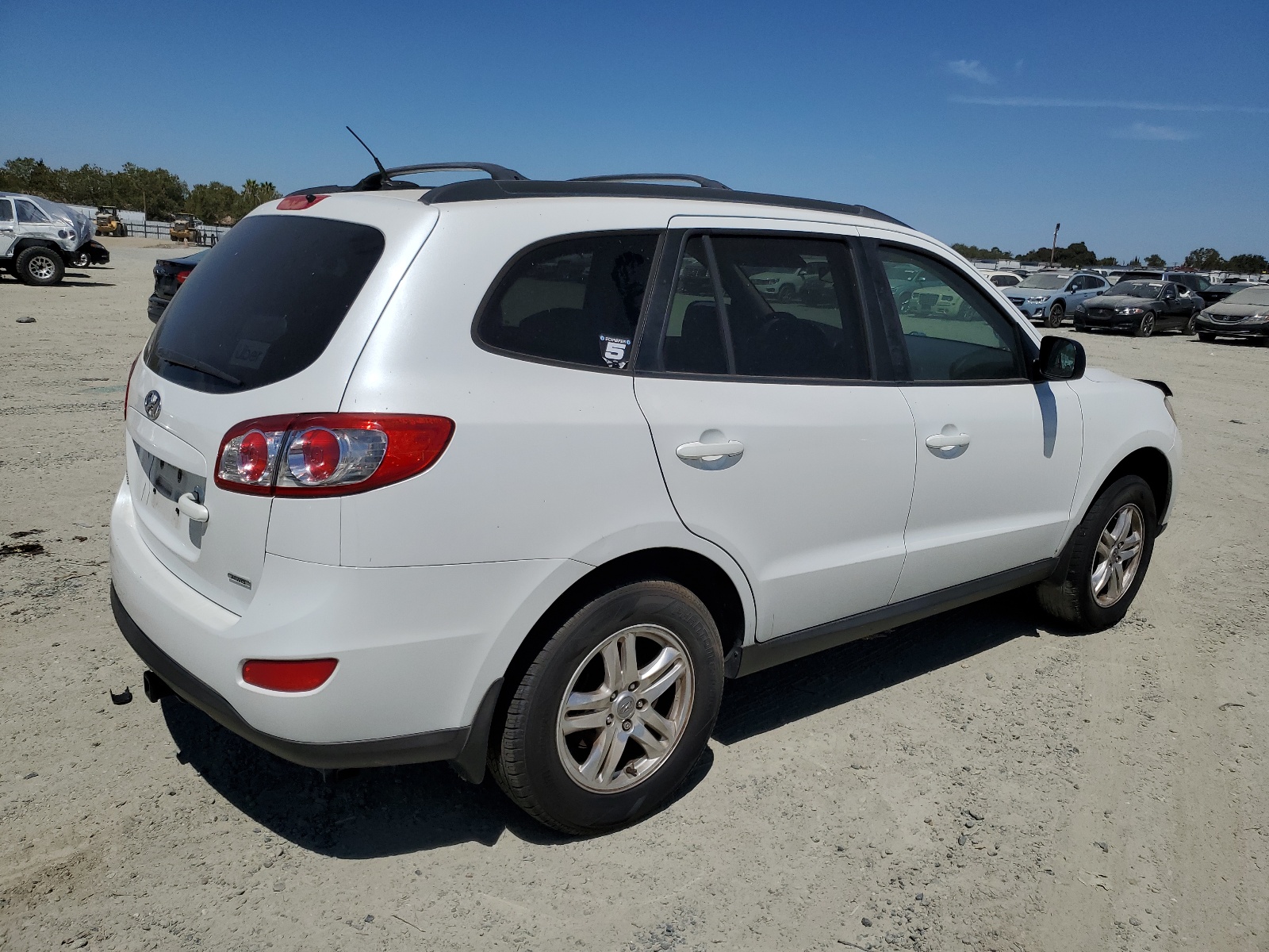 2012 Hyundai Santa Fe Gls vin: 5XYZGDAB2CG117197