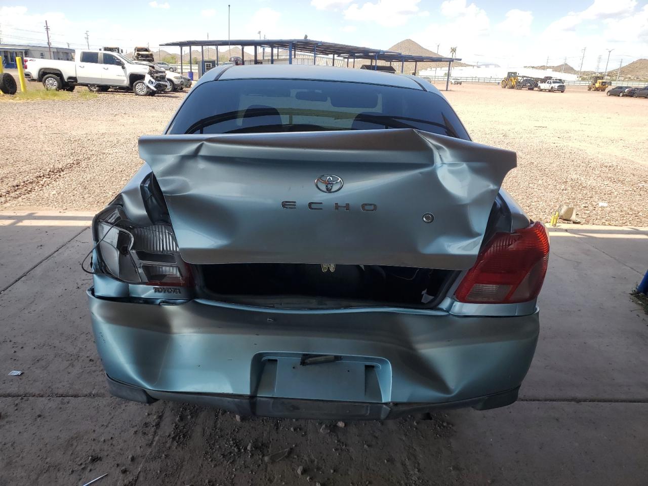 2000 Toyota Echo VIN: JTDAT1235Y0098169 Lot: 66657544