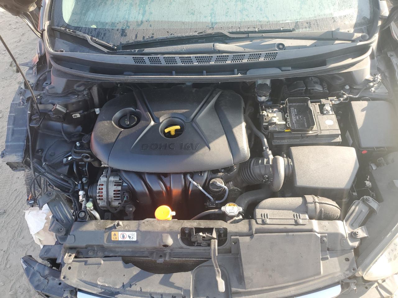 2014 Hyundai Elantra - Image 12