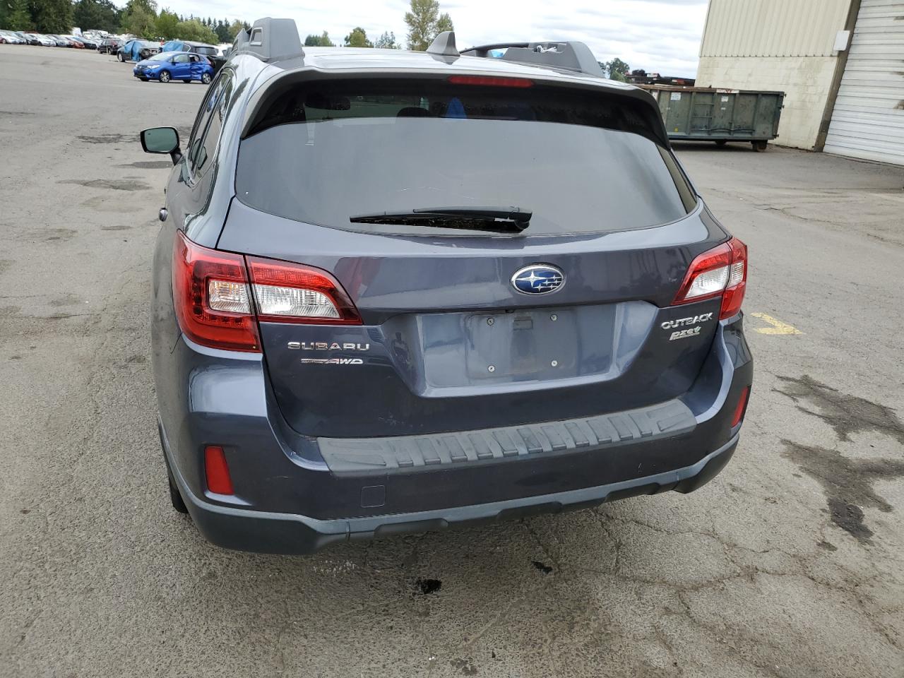 4S4BSADC7H3324680 2017 Subaru Outback 2.5I Premium