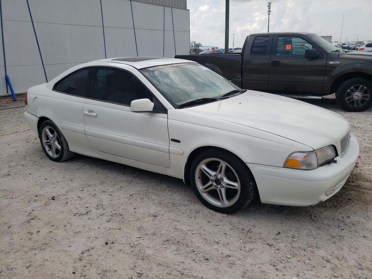 YV1NK5376WJ004864 1998 Volvo C70 Turbo