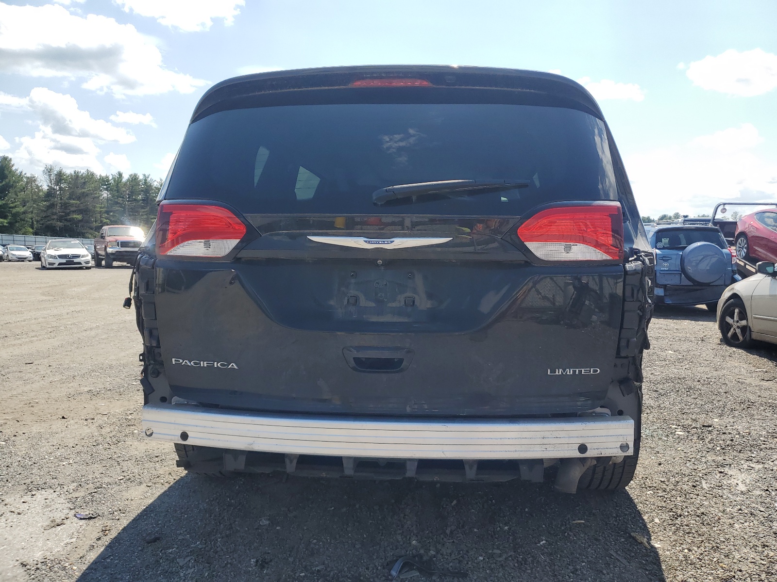 2C4RC1GGXHR741409 2017 Chrysler Pacifica Limited