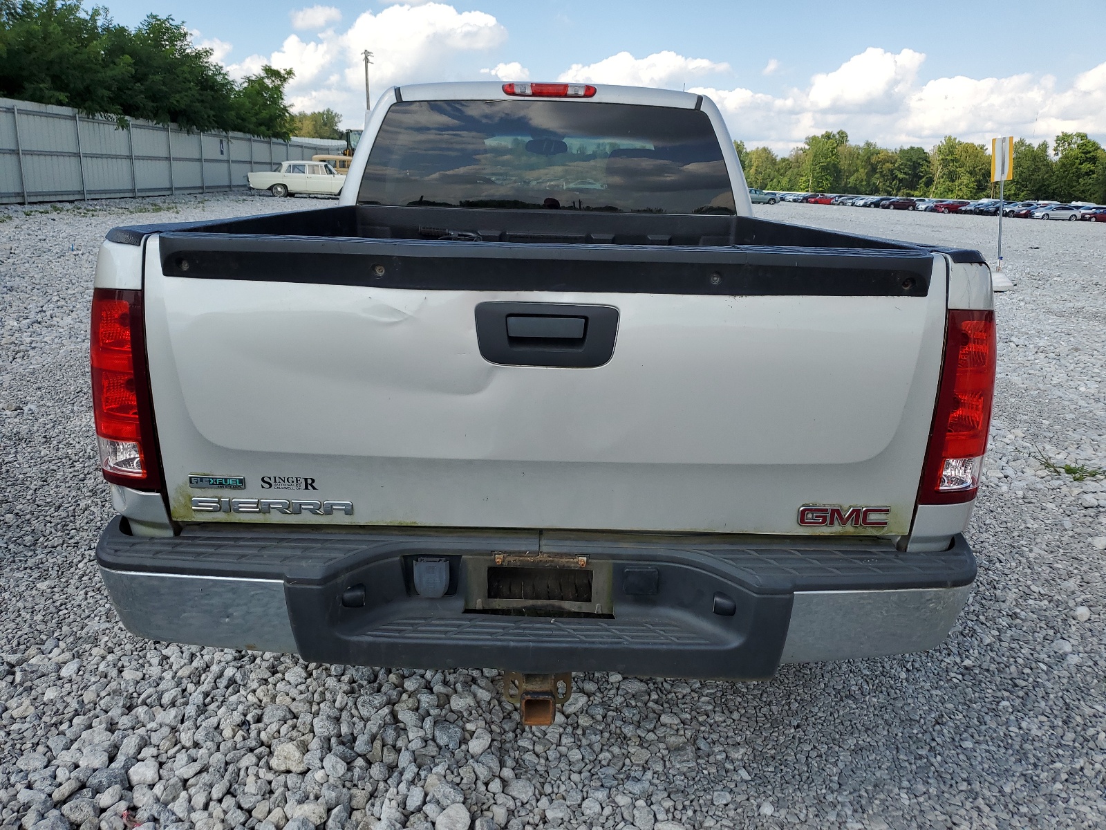 1GTR2TE33BZ125188 2011 GMC Sierra K1500