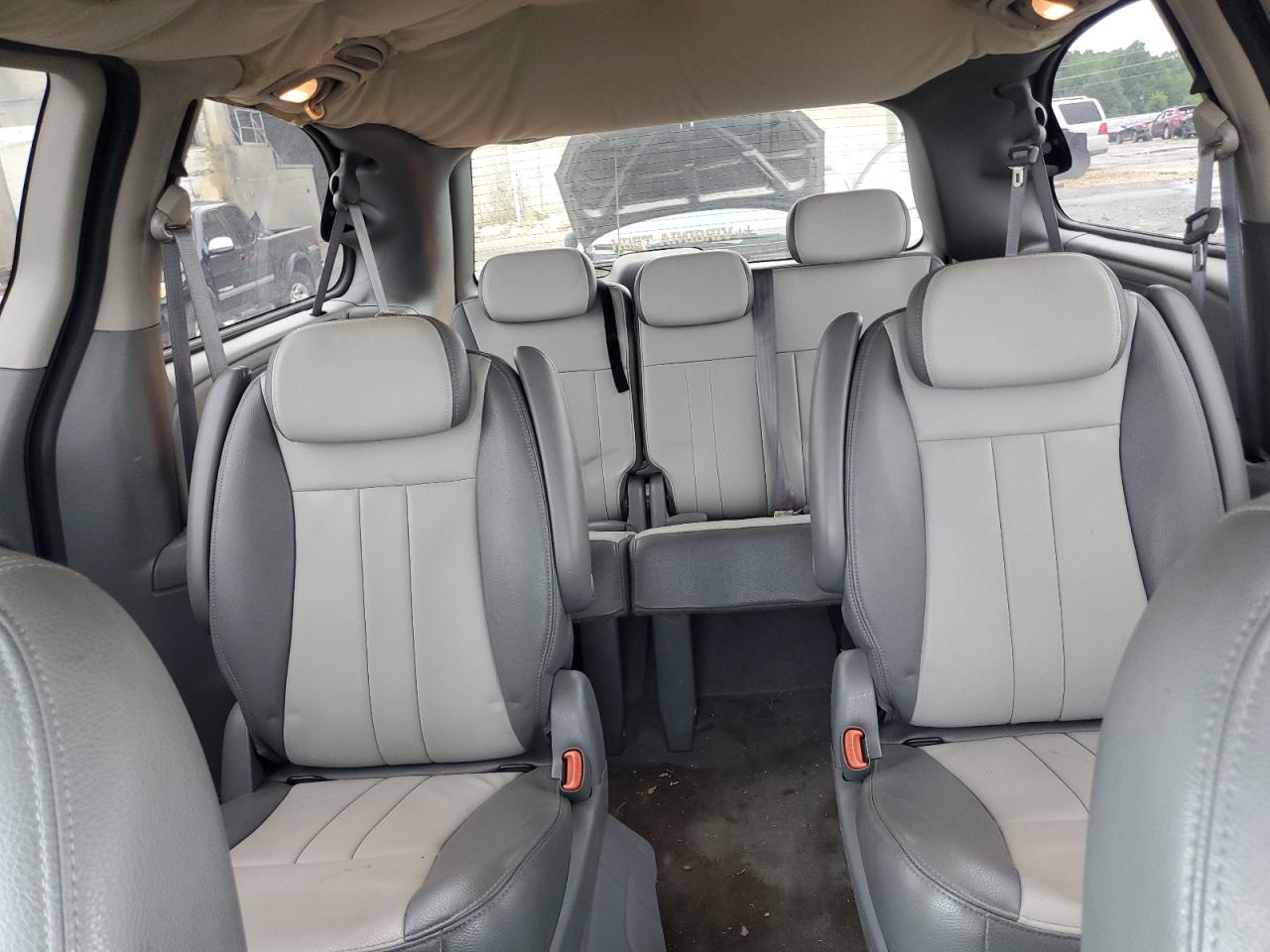 2006 Dodge Grand Caravan Sxt VIN: 2D4GP44L06R699010 Lot: 65319554