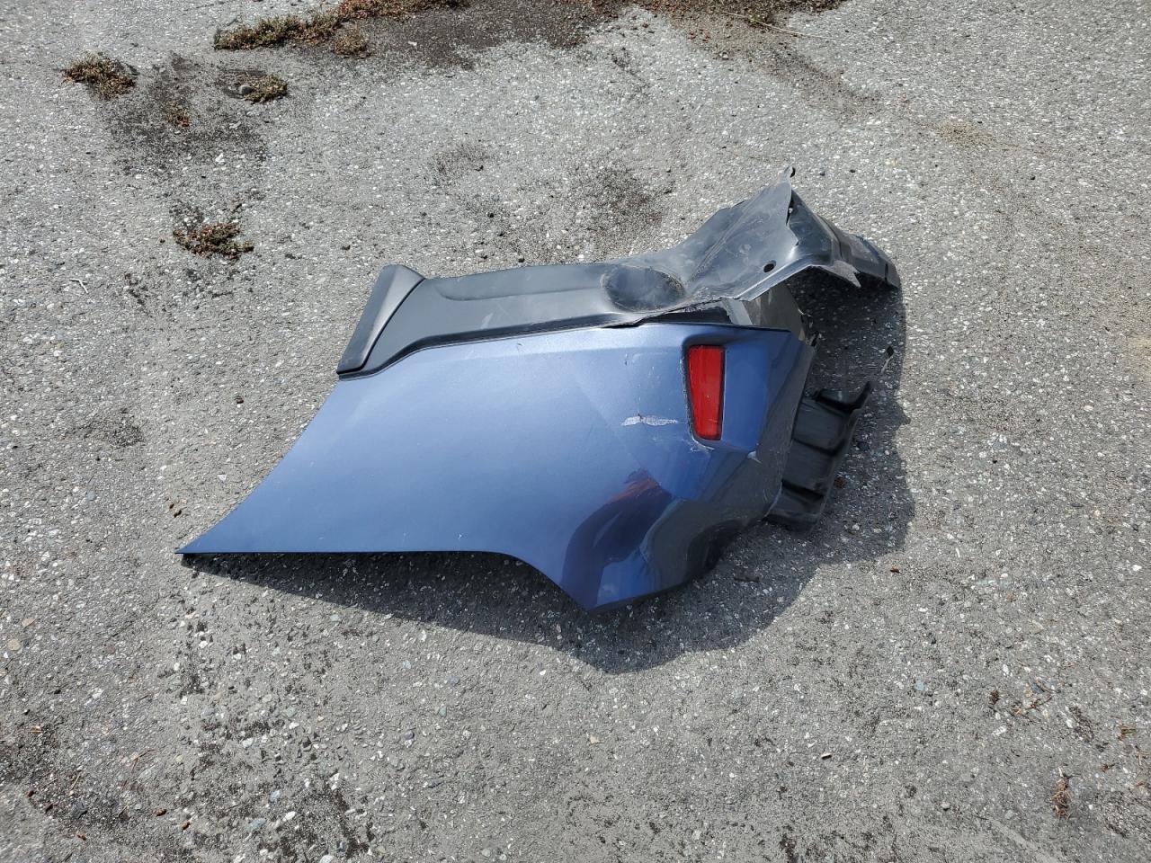 2017 Subaru Outback 3.6R Limited VIN: 4S4BSENC1H3315351 Lot: 67757214