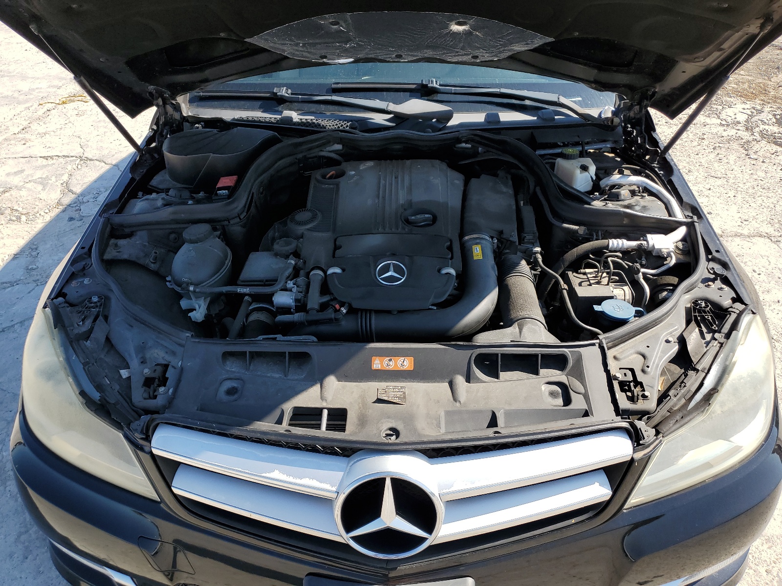 WDDGJ4HB9CF853495 2012 Mercedes-Benz C 250
