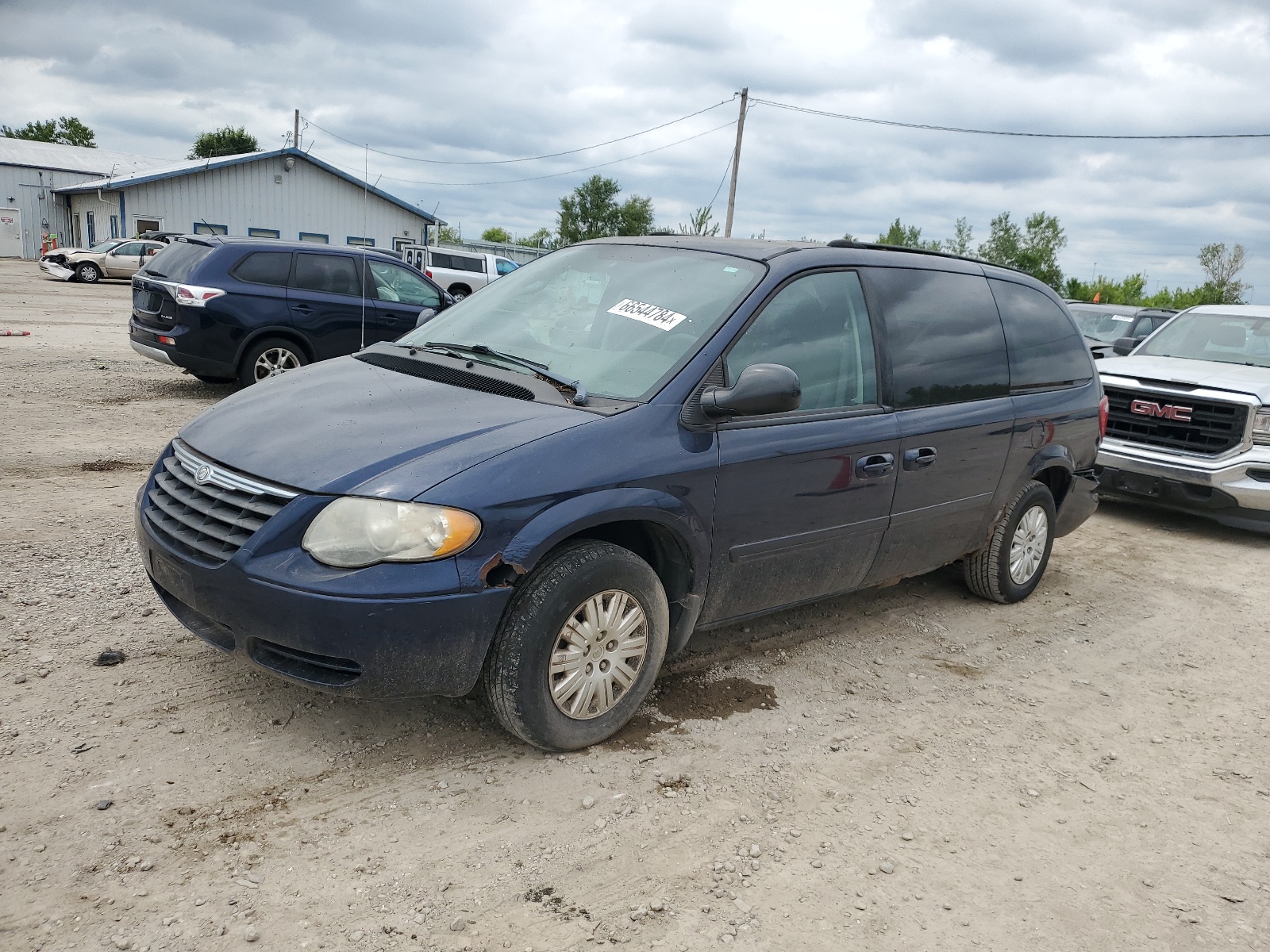 2C4GP44R25R474443 2005 Chrysler Town & Country Lx