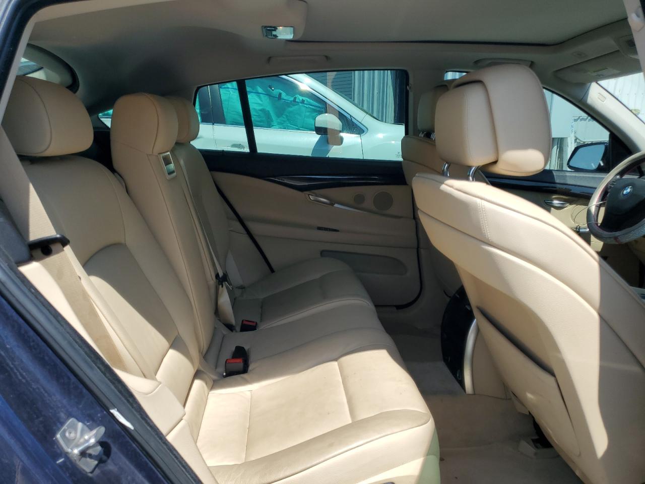 2011 BMW 535 Xigt VIN: WBASP2C56BC337598 Lot: 65466374