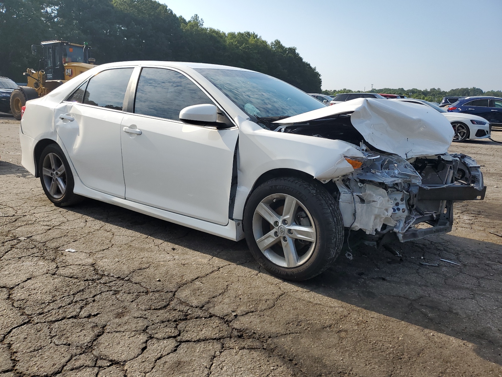 2014 Toyota Camry L vin: 4T1BF1FK8EU322855