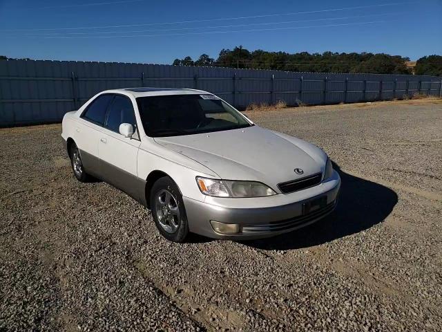 1998 Lexus Es 300 VIN: JT8BF28G2W0143530 Lot: 67268324